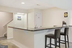 43774 Brownburg Pl, Chantilly, VA 20152 - Photo 40