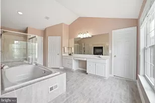 43774 Brownburg Pl, Chantilly, VA 20152 - Photo 24
