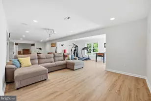 43774 Brownburg Pl, Chantilly, VA 20152 - Photo 38