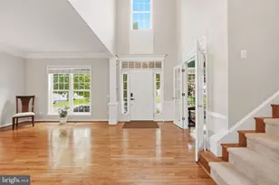 43774 Brownburg Pl, Chantilly, VA 20152 - Photo 4