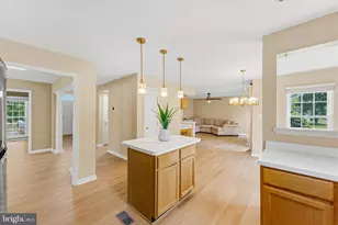 20547 Norwich Pl, Ashburn, VA 20147 - Photo 10