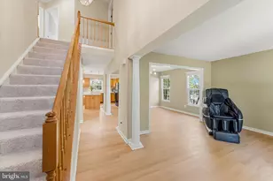 20547 Norwich Pl, Ashburn, VA 20147 - Photo 6