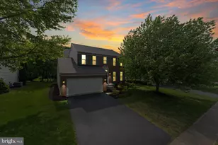 20547 Norwich Pl, Ashburn, VA 20147 - Photo 2