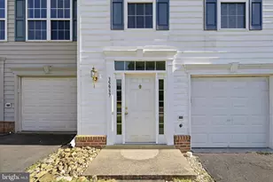 35937 Clover Terrace, Round Hill, VA 20141 - Photo 2