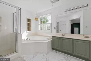 835 Santmyer Dr SE, Leesburg, VA 20175 - Photo 38