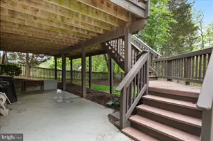 835 Santmyer Dr SE, Leesburg, VA 20175 - Photo 14