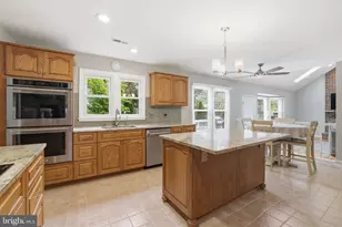 17288 Pickwick Dr, Purcellville, VA 20132 - Photo 22