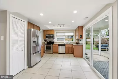 730 Sugarland Run Drive, Sterling, VA 20164 - Photo 12