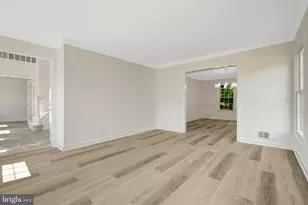 43501 Golden Meadow Cir, Ashburn, VA 20147 - Photo 14
