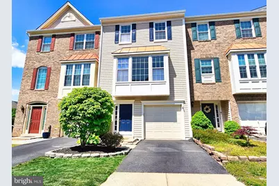 21747 Kings Crossing Terrace, Ashburn, VA 20147 - Photo 2