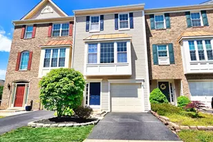 21747 Kings Crossing Terrace, Ashburn, VA 20147 - Photo 2