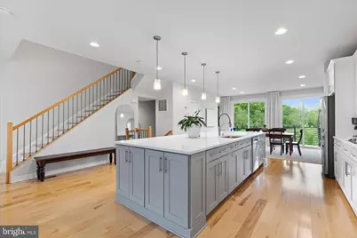 1805 Yellow Garnet Terrace SE, Leesburg, VA 20175 - Photo 8