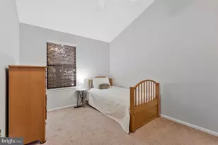 265 Chelmsford Ct, Sterling, VA 20165 - Photo 26