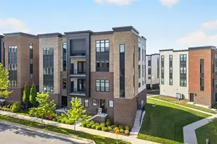 43446 Croson Ln, Ashburn, VA 20148 - Photo 2