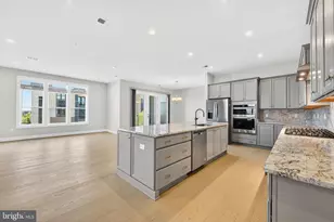 43446 Croson Ln, Ashburn, VA 20148 - Photo 24