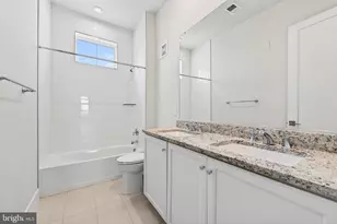 43446 Croson Ln, Ashburn, VA 20148 - Photo 48