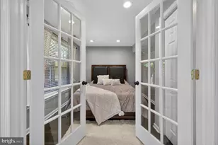 43793 Stonebridge Dr, Ashburn, VA 20147 - Photo 58