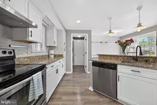 43793 Stonebridge Dr, Ashburn, VA 20147 - Photo 10