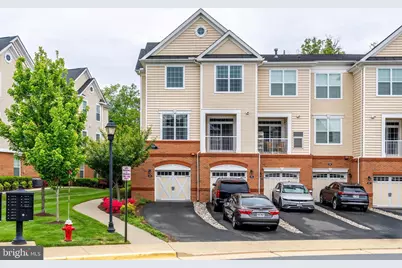 23266 Southdown Manor Terrace #105, Ashburn, VA 20148 - Photo 2