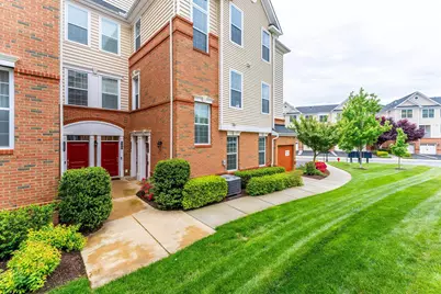 23266 Southdown Manor Terrace #105, Ashburn, VA 20148 - Photo 30