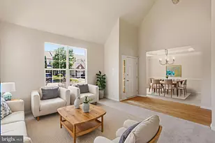 19617 Edgemont Square, Ashburn, VA 20147 - Photo 4