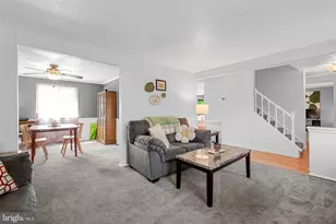 104 Deerwood Ct, Sterling, VA 20164 - Photo 18