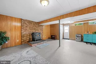 104 Deerwood Ct, Sterling, VA 20164 - Photo 42