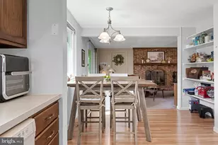 104 Deerwood Ct, Sterling, VA 20164 - Photo 22