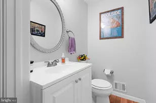 104 Deerwood Ct, Sterling, VA 20164 - Photo 44