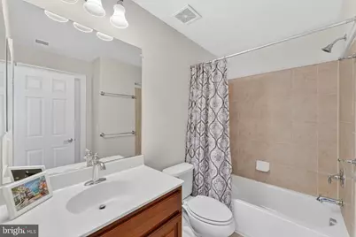 43570 Heritage Gap Terrace, Chantilly, VA 20152 - Photo 32