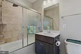 22971 Quiet Crossing Ter, Brambleton, VA 20148 - Photo 18