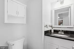 165 Sulgrave Ct, Sterling, VA 20165 - Photo 16