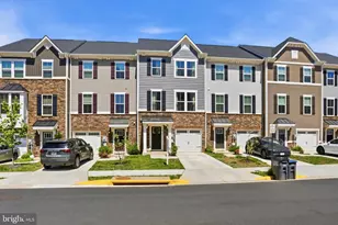 46346 Mount Kellogg Ter, Sterling, VA 20164 - Photo 2