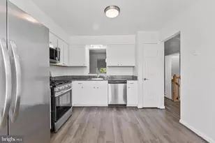 43123 Gatwick Square, Ashburn, VA 20147 - Photo 6