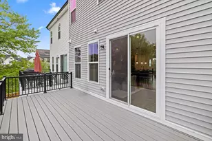 42182 Berrier Farms Ter, Chantilly, VA 20152 - Photo 26