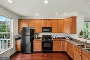 42822 Sykes Terrace, Chantilly, VA 20152 - Photo 4