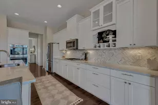 42281 Watling Ct, Chantilly, VA 20152 - Photo 12