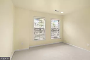 24839 Somerby Dr, Chantilly, VA 20152 - Photo 44