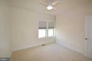44840 Tiverton Sq, Ashburn, VA 20147 - Photo 40