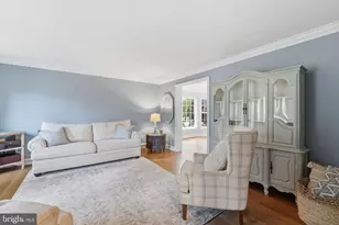 20763 Windemere Ct, Sterling, VA 20165 - Photo 8