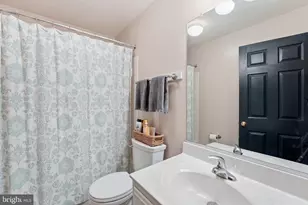 20763 Windemere Ct, Sterling, VA 20165 - Photo 20