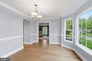 20763 Windemere Ct, Sterling, VA 20165 - Photo 10