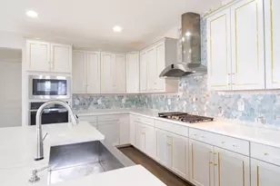 41935 Spring Air Dr, Brambleton, VA 20148 - Photo 32