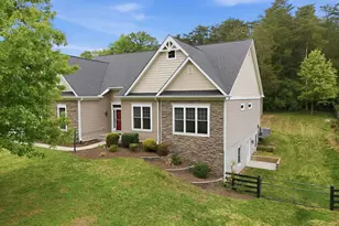 42240 Hiddenwood Ln, Aldie, VA 20105 - Photo 2
