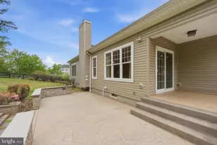 42240 Hiddenwood Ln, Aldie, VA 20105 - Photo 16