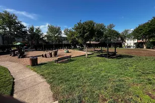 25402 Upper Clubhouse Dr, Chantilly, VA 20152 - Photo 8