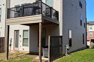 24468 Laurel Thicket Terrace, Sterling, VA 20166 - Photo 4