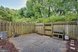 610 Giles Pl, Sterling, VA 20164 - Photo 26