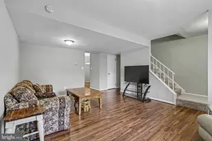 610 Giles Pl, Sterling, VA 20164 - Photo 6