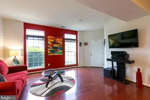 21584 Zuknick Terrace, Ashburn, VA 20147 - Photo 6